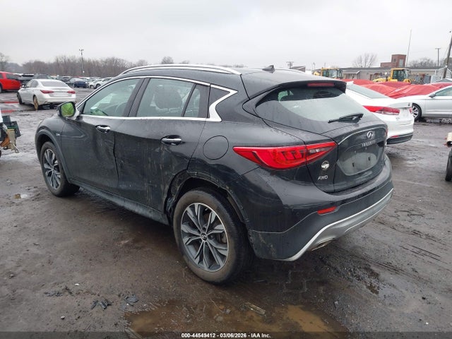 2018 INFINITI QX30 SJKCH5CR3JA056780 Photo 5