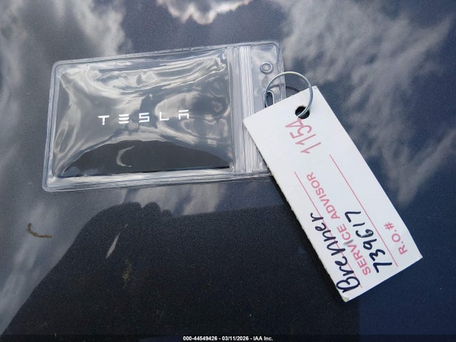 2024 Tesla Model 3 Long Range Dual Motor All-wheel Drive მანქანა იყიდება აუქციონზე, vin: 5YJ3E1EB7RF717248, აუქციონის ნომერი: 44549426