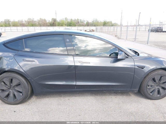 2024 Tesla Model 3 Long Range Dual Motor All-wheel Drive მანქანა იყიდება აუქციონზე, vin: 5YJ3E1EB7RF717248, აუქციონის ნომერი: 44549426