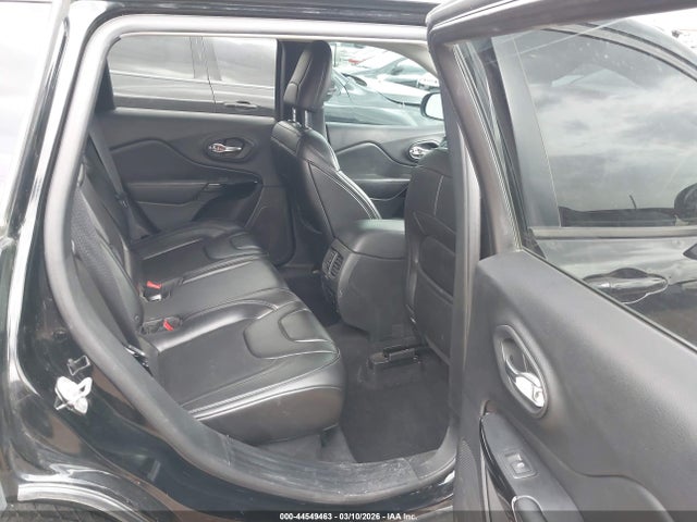 2019 Jeep Cherokee Altitude Fwd მანქანა იყიდება აუქციონზე, vin: 1C4PJLLX0KD302714, აუქციონის ნომერი: 44549463