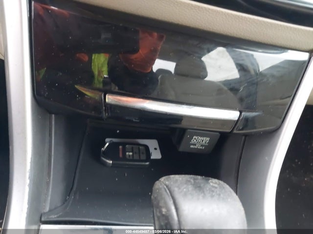 1HGCR2F82HA207217 Honda Accord Ex-l