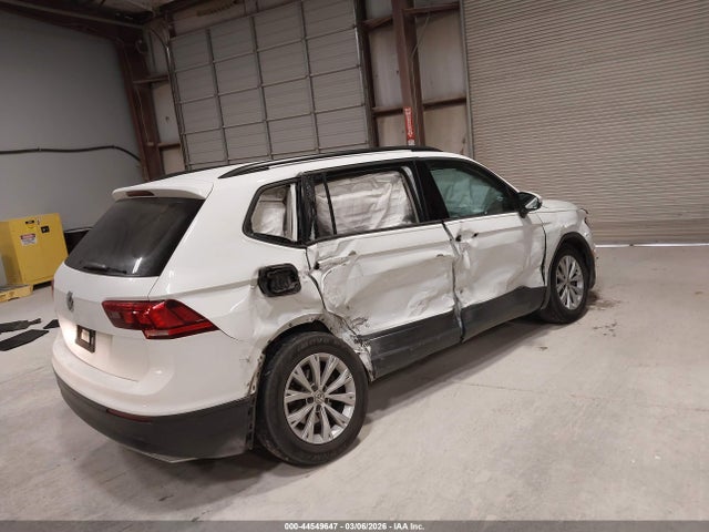 2019 VOLKSWAGEN TIGUAN 3VV1B7AX7KM185054 Photo 3