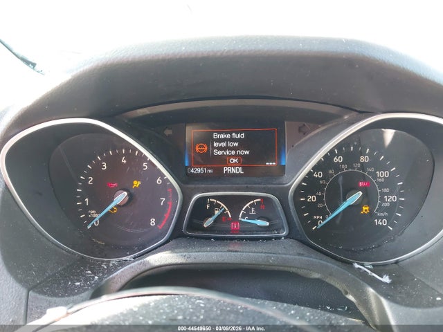 44549650 :رقم المزاد ، 1FADP3F25FL291745 vin ، 2015 Ford Focus Se مزاد بيع