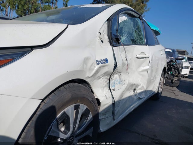 Toyota Prius Prime Le 2020 JTDKARFP3L3152887 Image 6