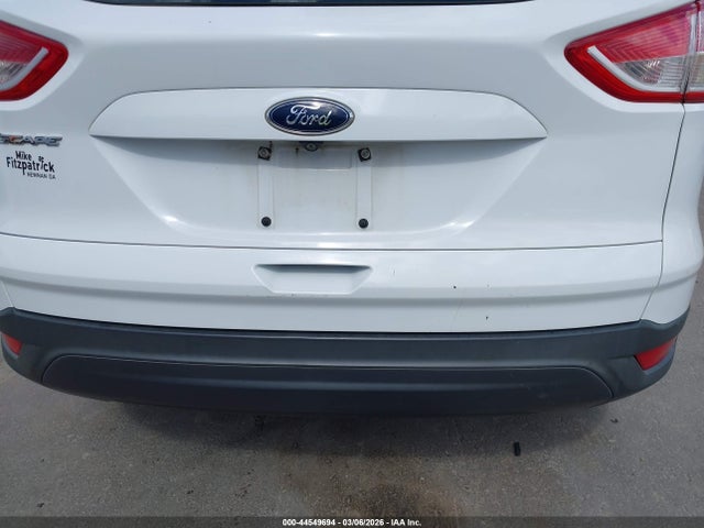 Продаж на аукціоні авто 2015 Ford Escape S, vin: 1FMCU0F7XFUC85616, номер лоту: 44549694