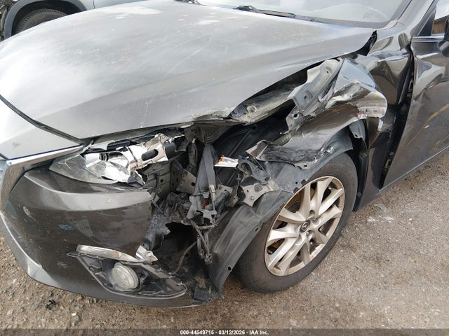 2015 Mazda Mazda3 I Touring მანქანა იყიდება აუქციონზე, vin: 3MZBM1L72FM219735, აუქციონის ნომერი: 44549715