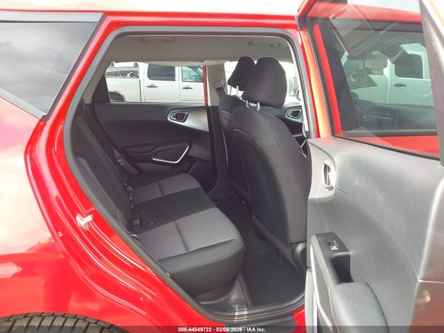 KNDJ23AU2P7202986 KIA SOUL S