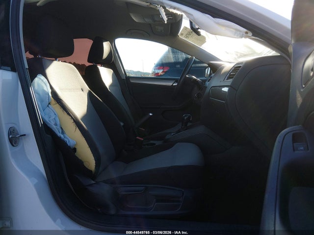 Продажа на аукционе авто 2017 Volkswagen Jetta 1.4t S, vin: 3VW2B7AJ2HM296244, номер лота: 44549765