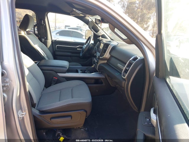 Продаж на аукціоні авто 2024 Ram 1500 Big Horn  4x4 5'7 Box, vin: 1C6RRFFG3RN170137, номер лоту: 44549773
