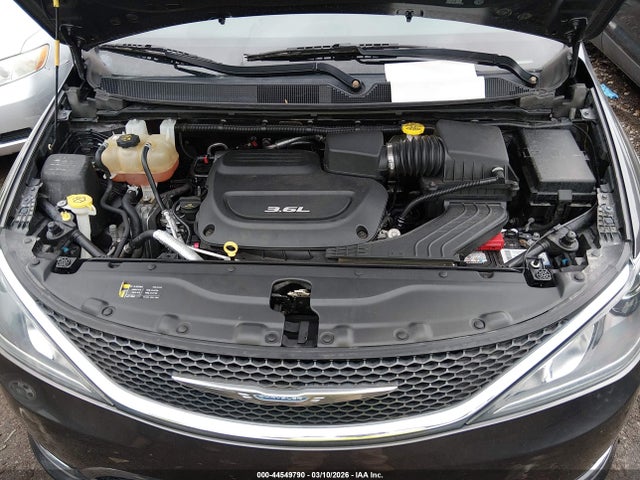 Aukcja sprzedaży 2017 Chrysler Pacifica Touring-l, vin: 2C4RC1BG6HR739034, numer aukcji: 44549790