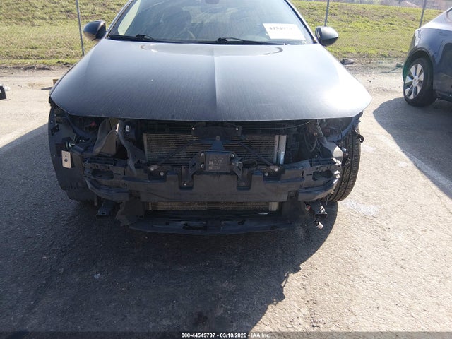 2018 Buick Regal Tourx Essence მანქანა იყიდება აუქციონზე, vin: W04GV8SX1J1082450, აუქციონის ნომერი: 44549797
