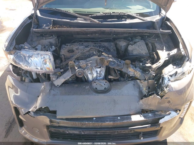 Scion XB 2014 JTLZE4FE2EJ059754 Image 10