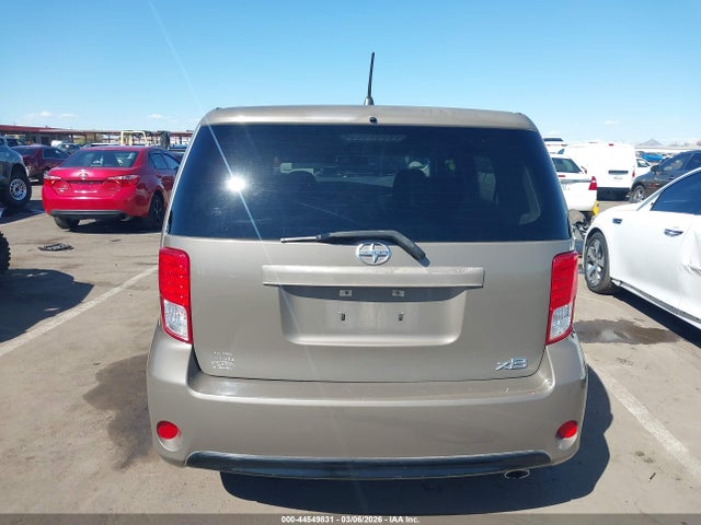 Scion XB 2014 JTLZE4FE2EJ059754 Image 16