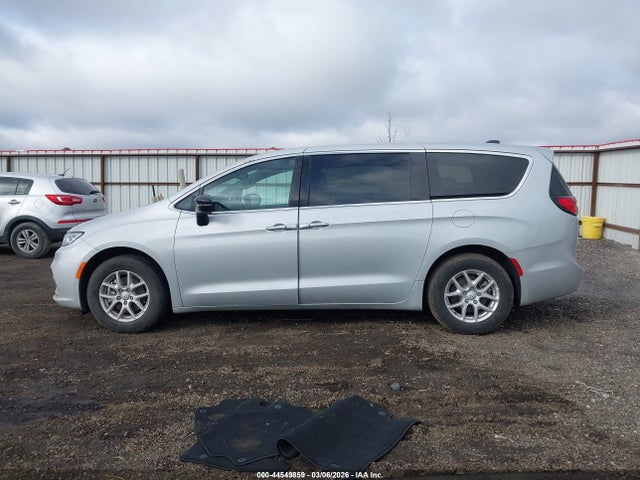 Chrysler Pacifica Select 2026 2C4RC1BG1TR191131 Image 14