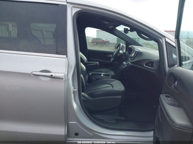 Chrysler Pacifica Select 2026 2C4RC1BG1TR191131 Image 5