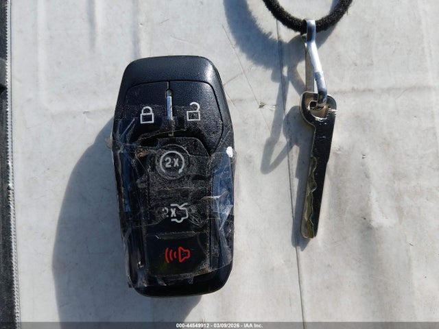 Ford Fusion Energi Titanium 2016 3FA6P0SU5GR268788 Image 11