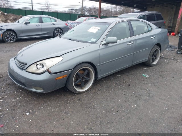 Продажа на аукционе авто 2002 Lexus Es 300, vin: JTHBF30G120042443, номер лота: 44549933