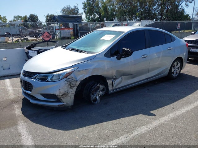 Chevrolet Cruze Ls Auto 2017 1G1BC5SM4H7124751 Image 2