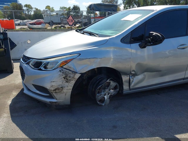 Chevrolet Cruze Ls Auto 2017 1G1BC5SM4H7124751 Image 6