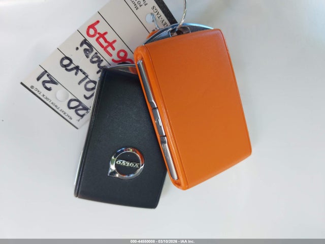 2021 VOLVO XC40 YV4162UK7M2583085 Photo 10