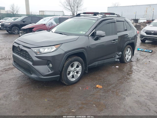 2020 TOYOTA RAV4 JTMP1RFV8LJ028470 Photo 1