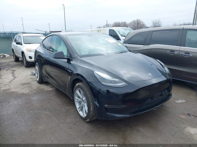 2023 TESLA MODEL Y 7SAYGDEE4PF667369 Photo 0