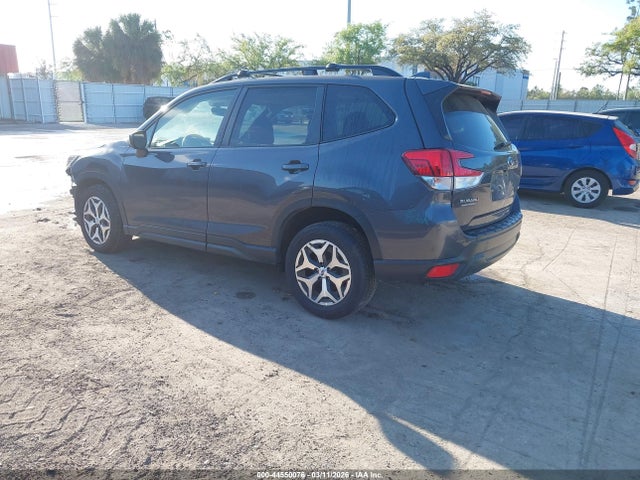 Продажа на аукционе авто 2021 Subaru Forester Premium, vin: JF2SKAJC7MH570815, номер лота: 44550076