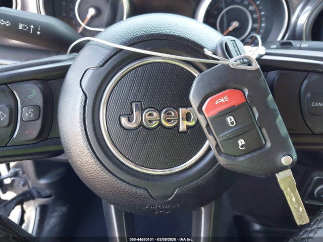 2021 JEEP WRANGLER UNLIMITED 1C4HJXDG2MW636941 Photo 10