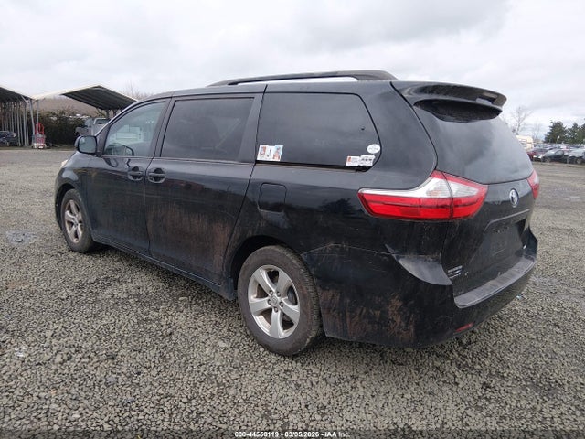 Toyota Sienna Le 8 Passenger 2015 5TDKK3DCXFS595938 Image 3