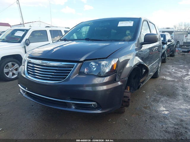 Продажа на аукционе авто 2016 Chrysler Town & Country S, vin: 2C4RC1HG1GR174777, номер лота: 44550130