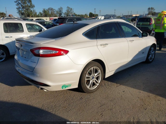 Ford Fusion Energi Titanium 2016 3FA6P0SU0GR229574 Image 4