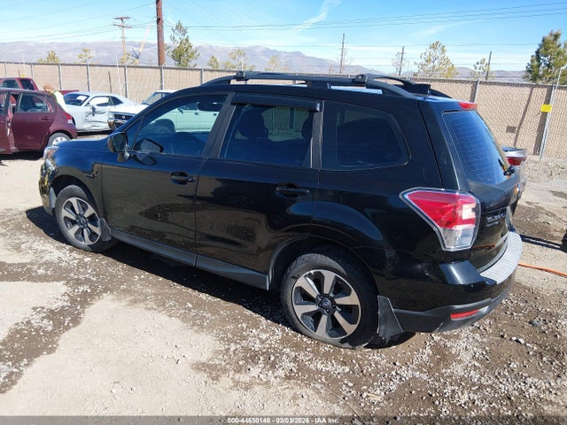 JF2SJABC9JH538073 Subaru Forester 2.5i