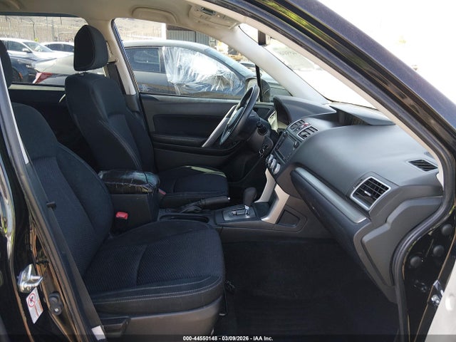 JF2SJABC9JH538073 Subaru Forester 2.5i