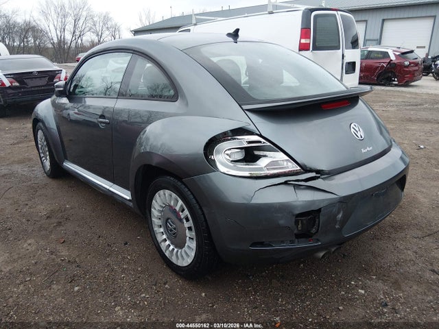 44550162 :رقم المزاد ، 3VWJ07AT8GM608083 vin ، 2016 Volkswagen Beetle 1.8t Se مزاد بيع