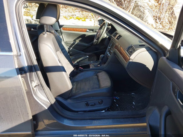 Aukcja sprzedaży 2012 Volkswagen Passat 2.5l Sel Premium, vin: 1VWCP7A39CC044606, numer aukcji: 44550178