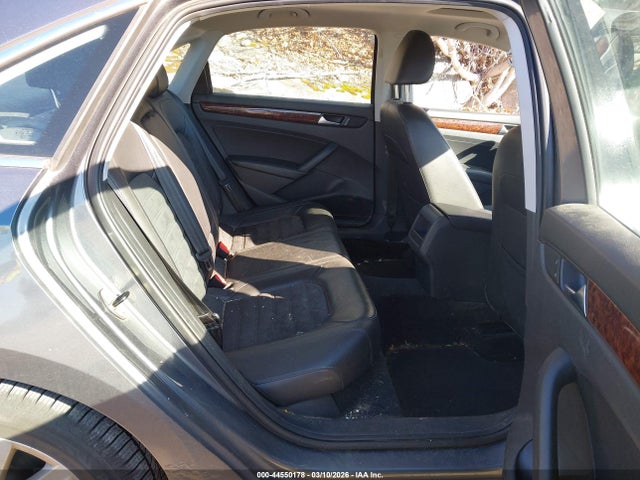 Aukcja sprzedaży 2012 Volkswagen Passat 2.5l Sel Premium, vin: 1VWCP7A39CC044606, numer aukcji: 44550178