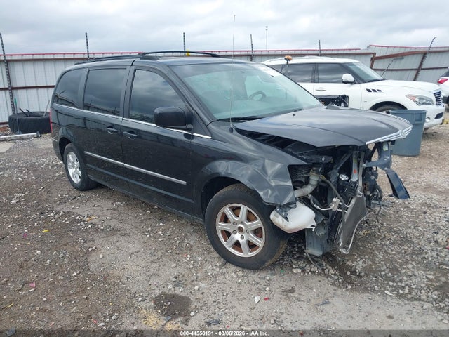 2010 CHRYSLER TOWN & COUNTRY 2A4RR5D15AR102683