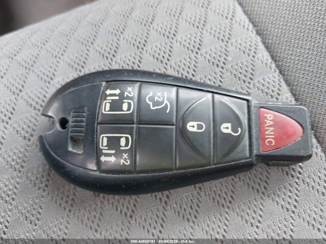 2010 CHRYSLER TOWN & COUNTRY 2A4RR5D15AR102683 Photo 10