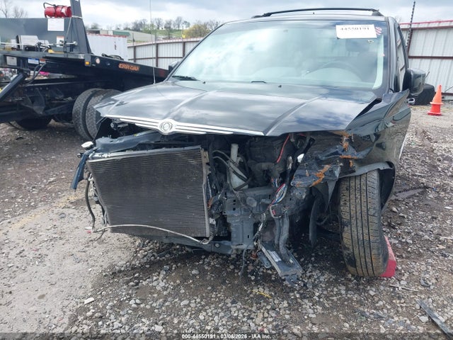 2010 CHRYSLER TOWN & COUNTRY 2A4RR5D15AR102683 Photo 5