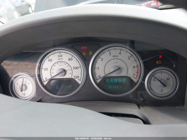 2010 CHRYSLER TOWN & COUNTRY 2A4RR5D15AR102683 Photo 6