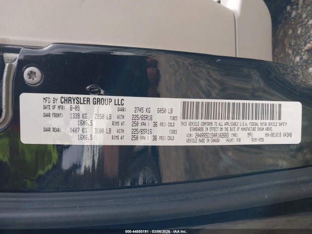 2010 CHRYSLER TOWN & COUNTRY 2A4RR5D15AR102683 Photo 8