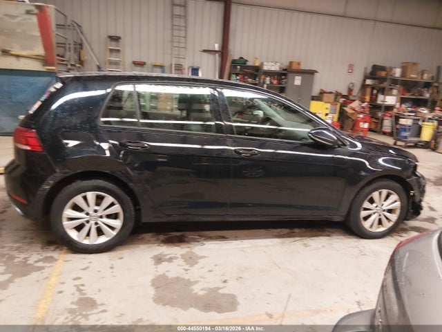 44550194 :رقم المزاد ، 3VWW57AU5KM034728 vin ، 2019 Volkswagen Golf 1.4t S/1.4t Se مزاد بيع