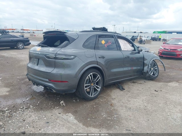 2019 PORSCHE CAYENNE WP1AF2AY3KDA80276 Photo 3
