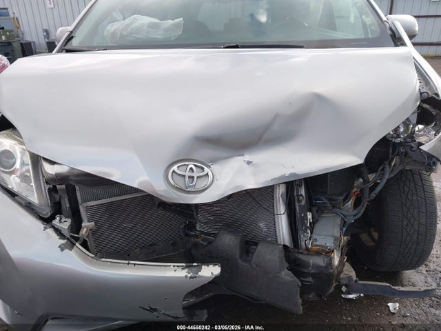 2016 TOYOTA SIENNA 5TDDK3DC6GS130566 Photo 5