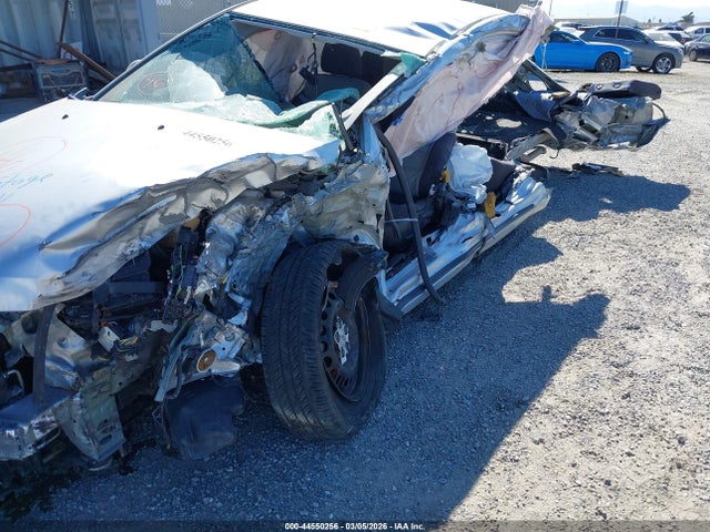 1G1PA5SG6E7103854 Chevrolet Cruze Ls Auto