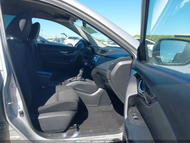 Nissan ROGUE S 2017 KNMAT2MT9HP599494 Image 5