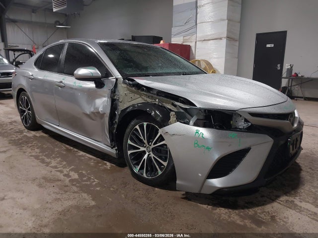 2018 TOYOTA CAMRY 4T1B11HK7JU655831
