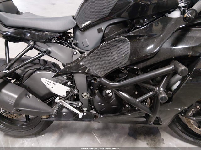 JKBZXJJ17SA028882 Kawasaki Zx636 K