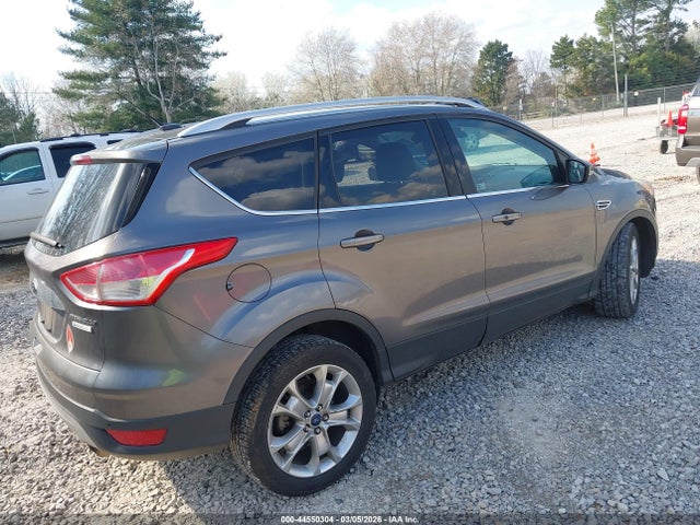 1FMCU0J93EUA27008 Ford Escape Titanium