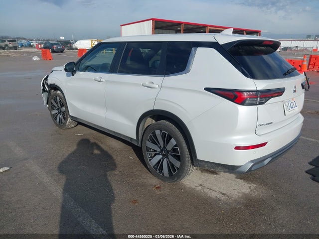 2025 MITSUBISHI OUTLANDER JA4J4VA84SZ042769 Photo 2